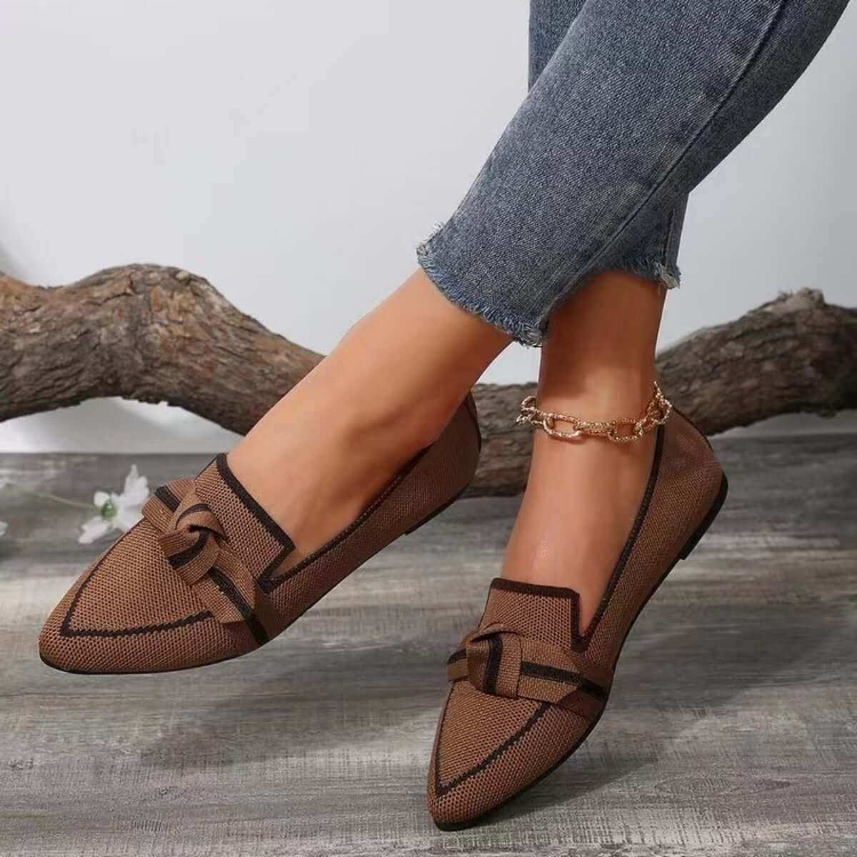 Bow Contrast Trim Point Toe LoafersThe Bow Contrast Trim Point Toe Loafers are a must-have for any fashion-forward individual. Made from high-quality polyester, these flats boast unparalleled comfort ShoesPlush Fashion ShopPlush Fashion ShopBow Contrast Trim Point Toe Loafers