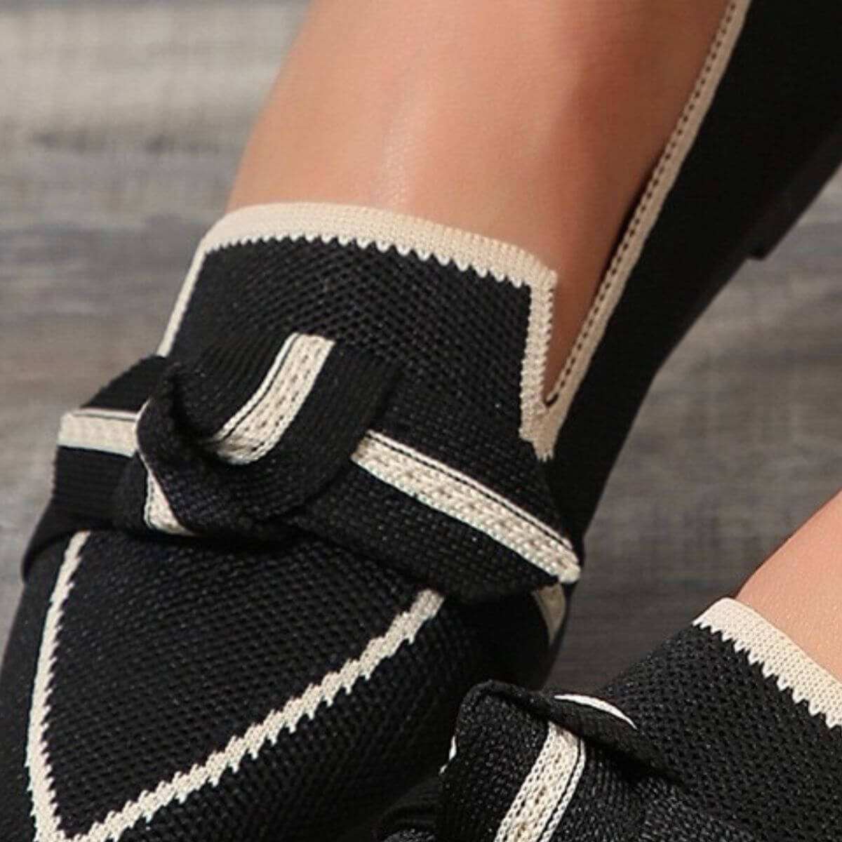 Bow Contrast Trim Point Toe LoafersThe Bow Contrast Trim Point Toe Loafers are a must-have for any fashion-forward individual. Made from high-quality polyester, these flats boast unparalleled comfort ShoesPlush Fashion ShopPlush Fashion ShopBow Contrast Trim Point Toe Loafers