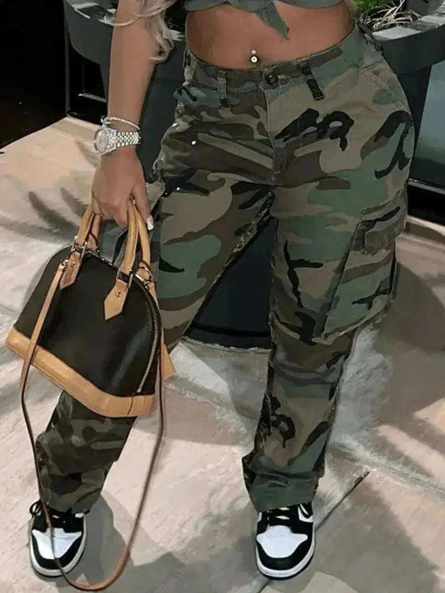 Camo Print Side Pocket Cargo Pants For WomenBe bold and confident with these Camo Print Side Pocket Cargo Pants for Women! Designed with a camouflage print and side pockets, these pants are both stylish and fuPantsPlush Fashions ShopPlush Fashion ShopCamo Print Side Pocket Cargo Pants